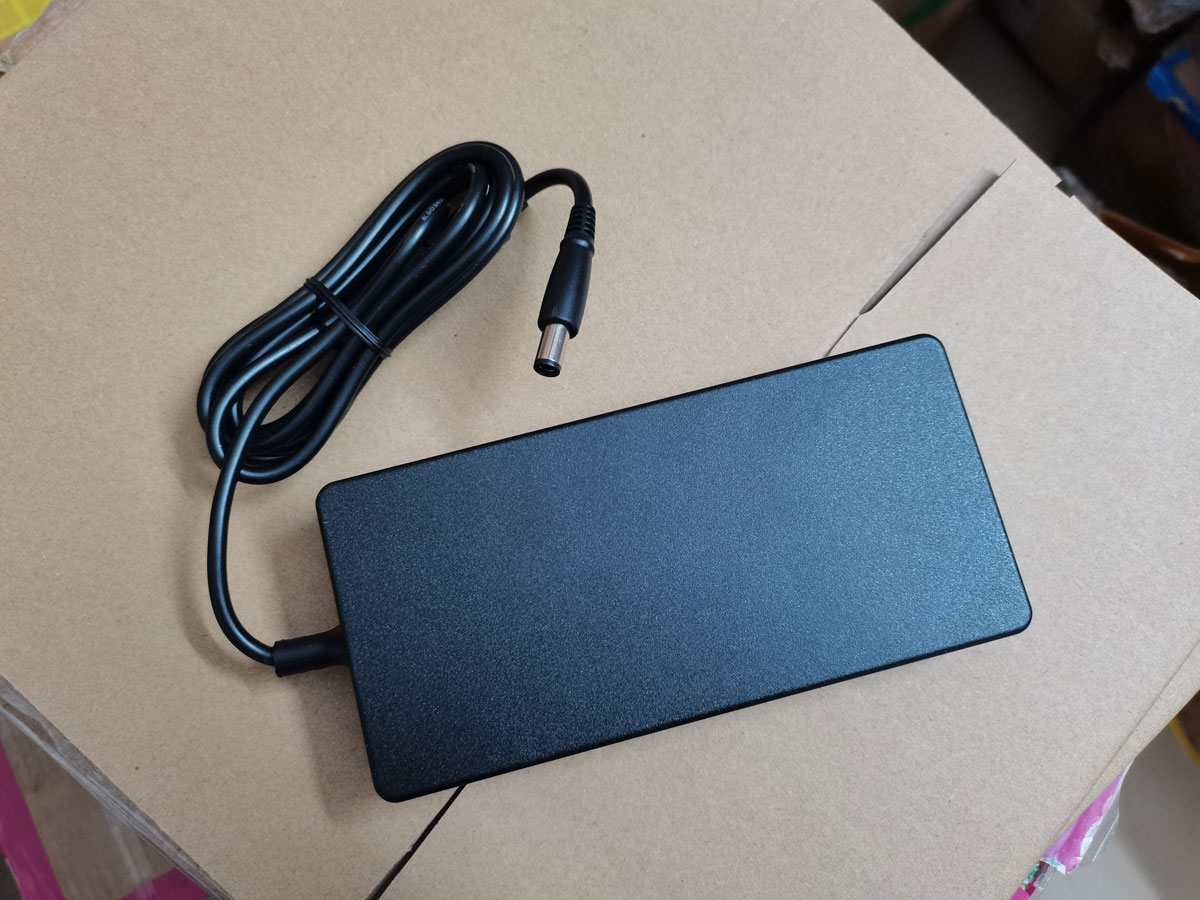 NEW Genuine Slim FSP 19.5V 11. - огляд і ціна Pc Gaming Uk