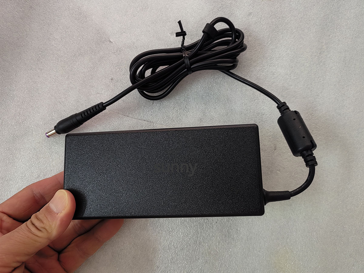 NEW OEM Delta 19.0V 7.1A 135W  - огляд і ціна Pc Gaming Uk