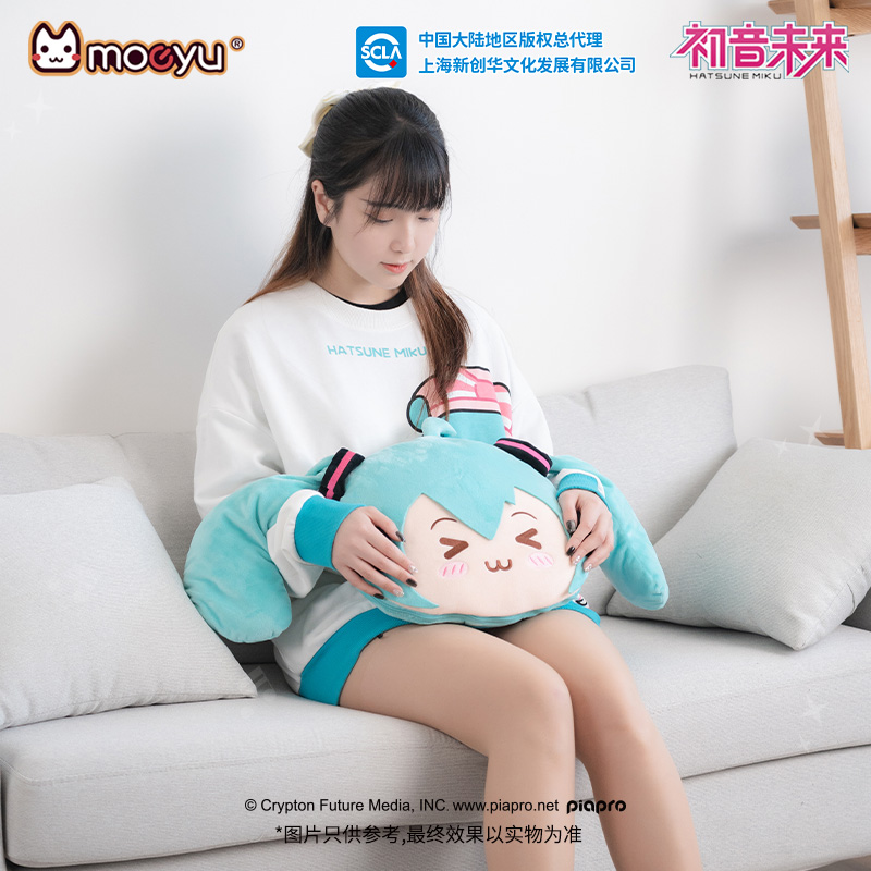 Cute Miku Pillow Narrowing Eye - огляд і ціна Pc Gaming Hatsune Miku
